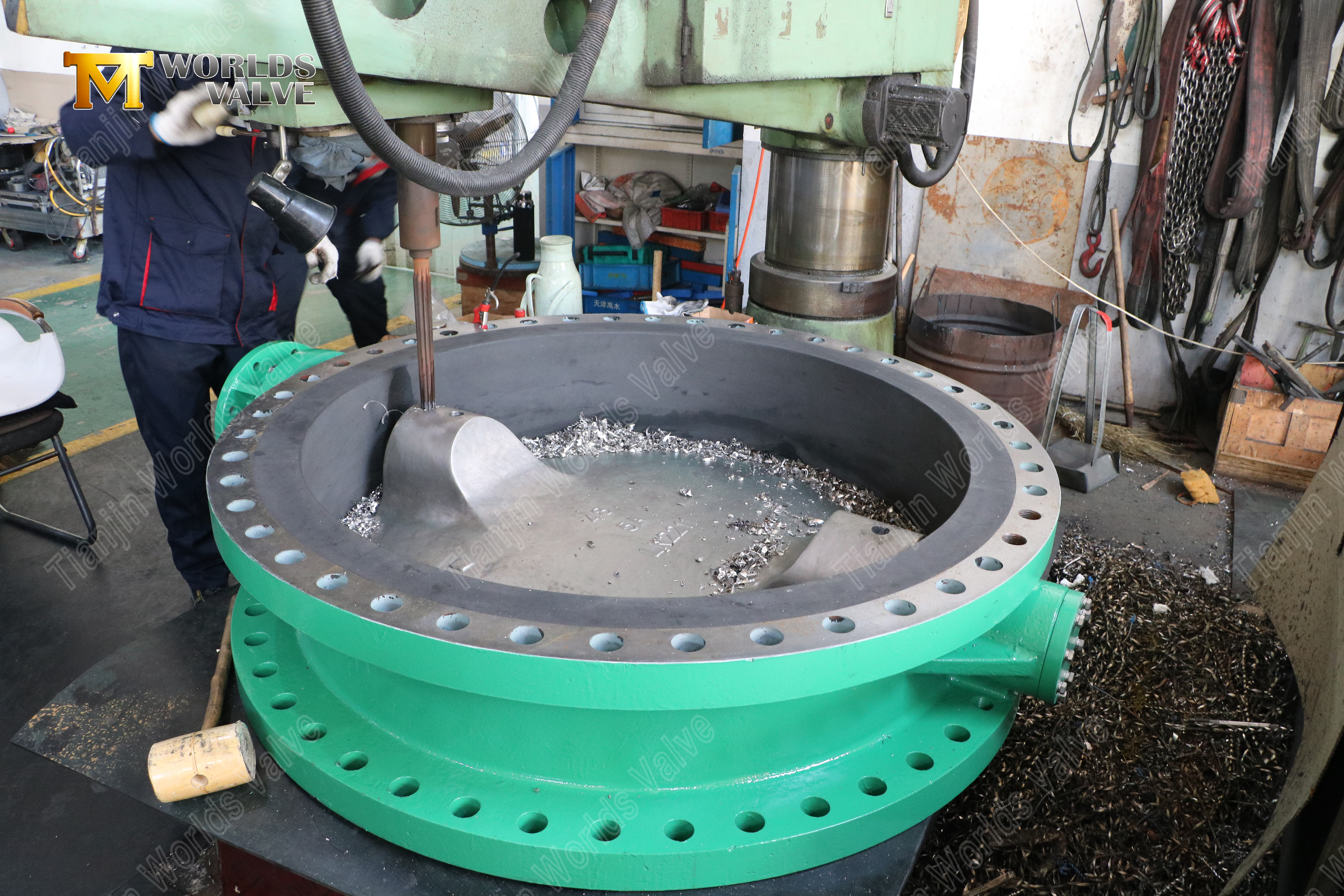 Drilling Holes on Valve Plate Double Offset Dual Phase Steel Butterfly Valve with Ebonite Seat-1 (1)
