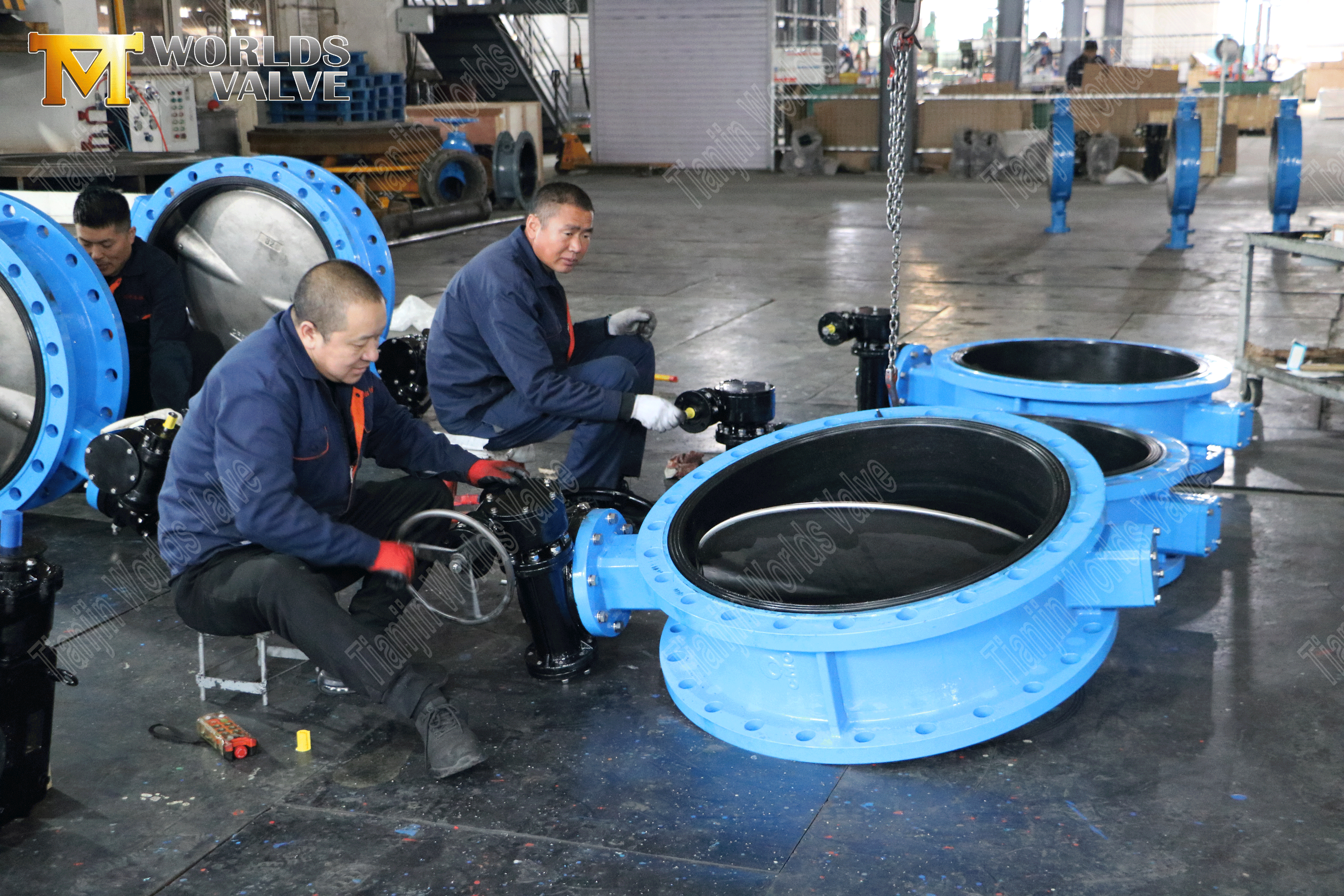 concentric double flanged butterfly valve with gear operator (6)