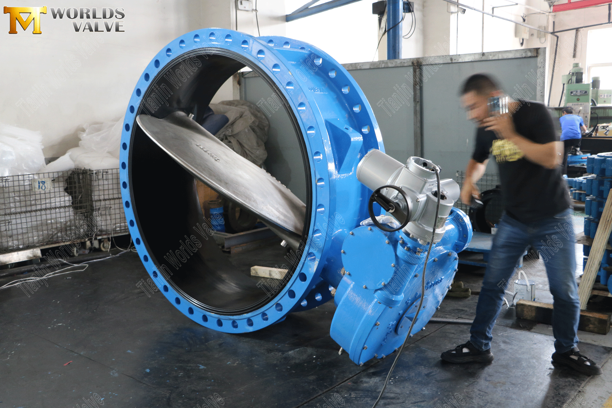 motorized butterfly valve with actuator (1)