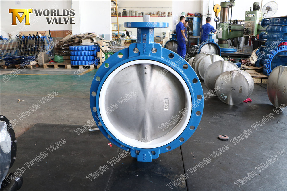 What is a wafer butterfly valve?